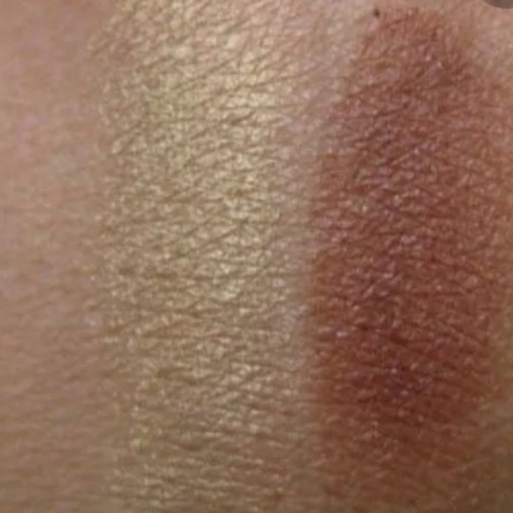 NARS Cream Eyeshadow Duo in "Camargue" - Picture 2 of 3